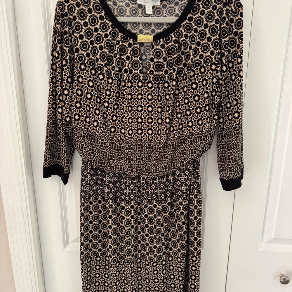Dress with 3/4 sleeves